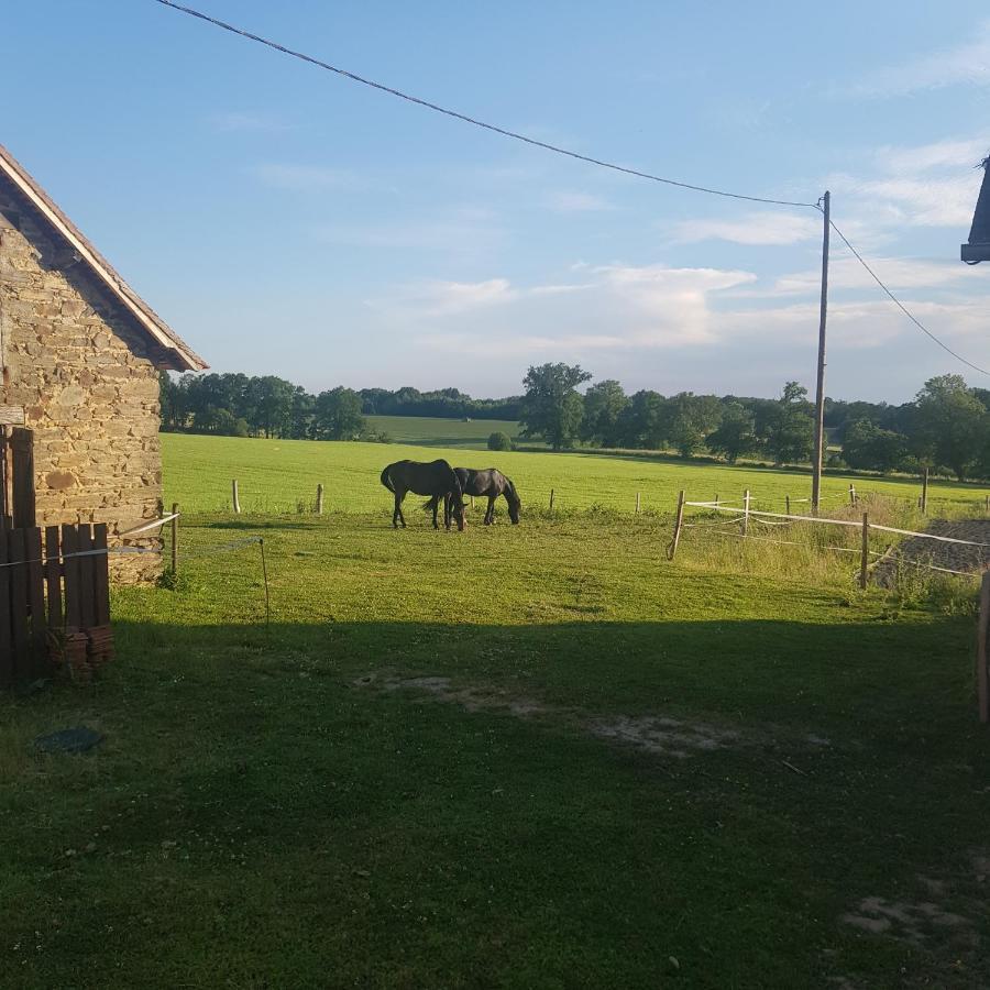 Accommodation A La Ferme Lubersac Екстериор снимка